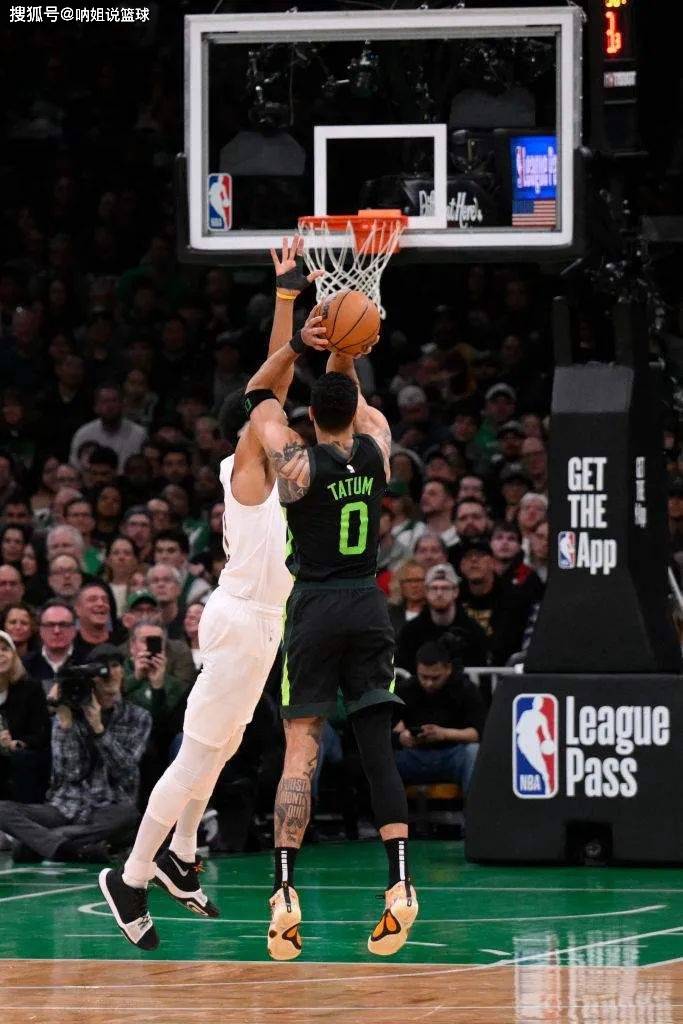 开云-塔图姆连续二十场比赛得分超过重返赛场，快船不断突破！