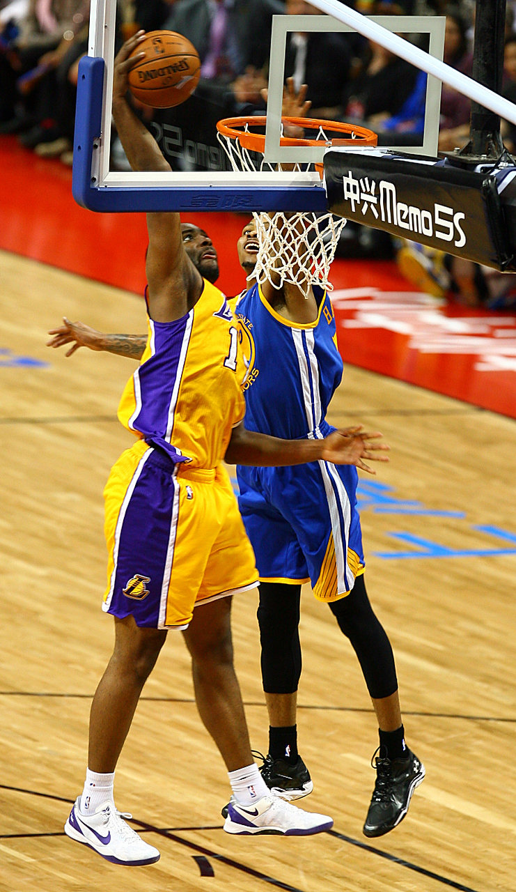 KAIYUN-浓眉哥连续五场比赛得分超过刷新纪录，瑞士队不断突破！引发球迷热议的简单介绍